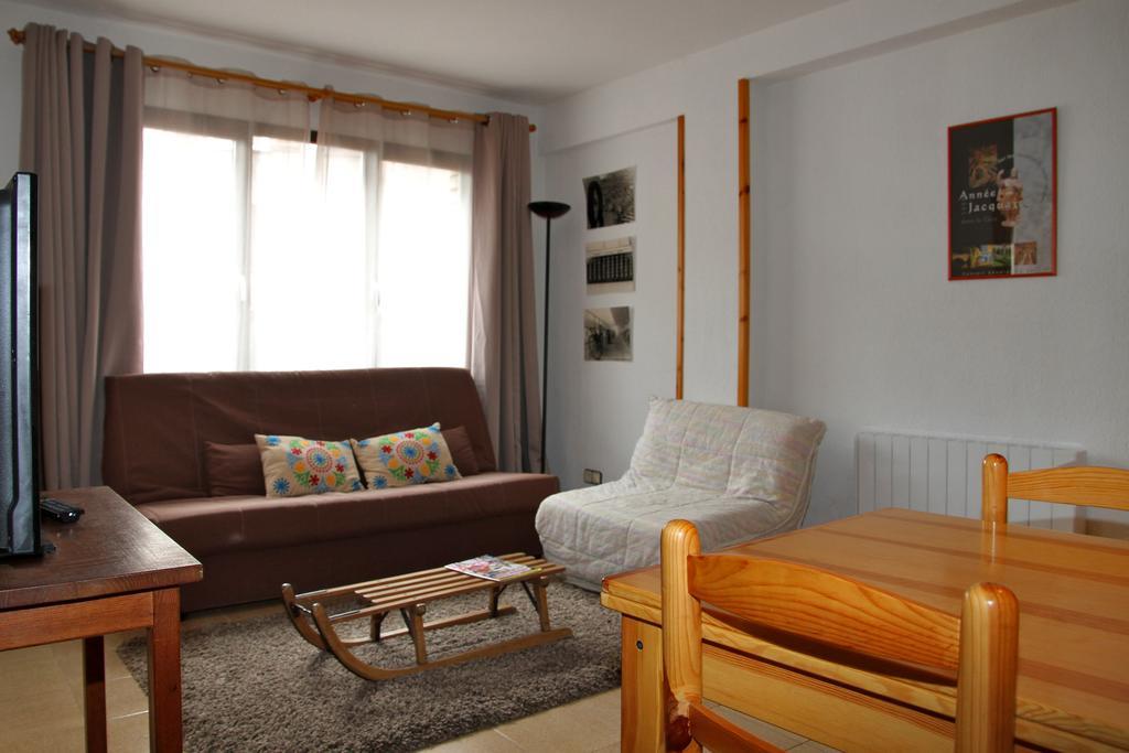 Apartamentos Sapporo III Vielha Exterior photo